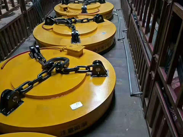 九游起重机配件